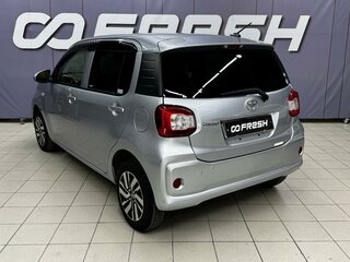 2017 Toyota Passo III, серый, 830000 рублей, вид 2