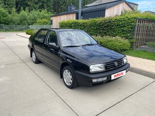 1998 Volkswagen Vento, чёрный, 1500000 рублей, вид 1