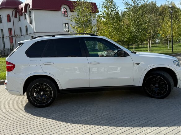 2008 BMW X5 30d II (E70), белый - вид 3