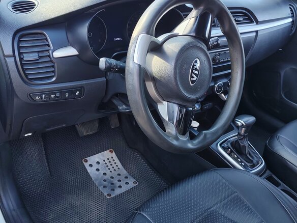 2018 Kia Rio IV, белый, 1050000 рублей - вид 7