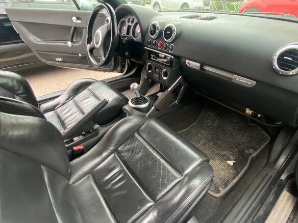 2003 Audi TT I (8N) Рестайлинг, серый, 950000 рублей - вид 8