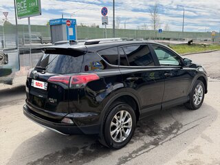 2016 Toyota RAV4 IV (XA40) Рестайлинг, чёрный, 2100000 рублей, вид 4