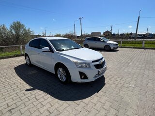 2013 Chevrolet Cruze I Рестайлинг, белый, 975000 рублей, вид 1