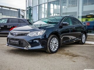 2015 Toyota Camry VII (XV50) Рестайлинг, чёрный, 2098000 рублей, вид 3