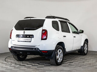2017 Renault Duster I Рестайлинг, белый, 749000 рублей, вид 5