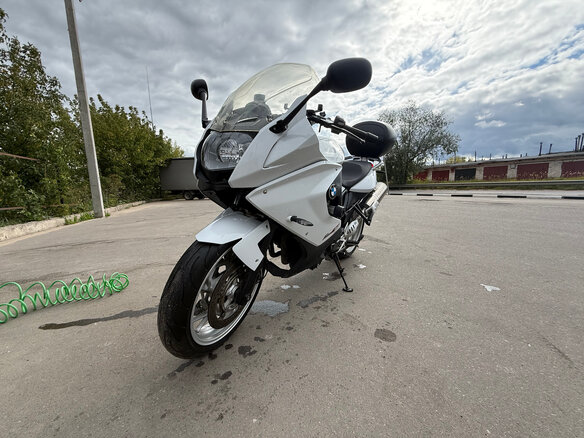 2013 BMW F 800 GT, белый, 560000 рублей - вид 1