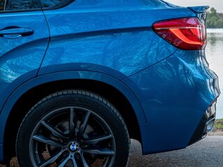 2019 BMW X6 30d II (F16), голубой, 5090000 рублей, вид 5