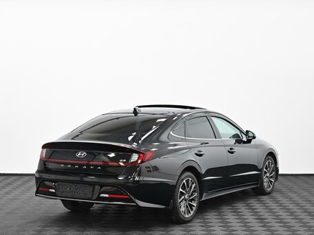 2022 Hyundai Sonata VIII (DN8), чёрный, 2125000 рублей, вид 4