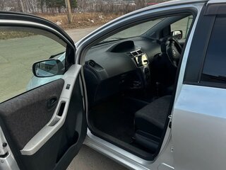 2008 Toyota Vitz II (XP90), серый, 420000 рублей, вид 3