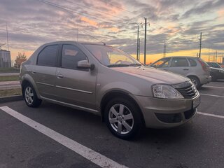 2011 Renault Logan I Рестайлинг, бежевый, 529000 рублей, вид 2
