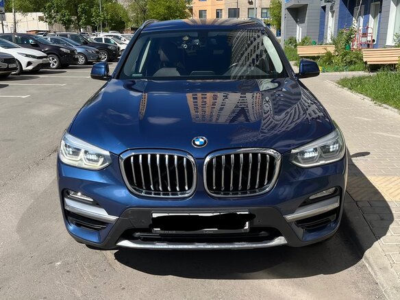 2019 BMW X3 20i xDrive III (G01), синий, 3590000 рублей - вид 6