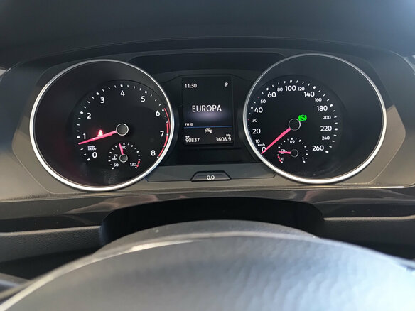 2020 Volkswagen Tiguan II, белый, 2799000 рублей - вид 12