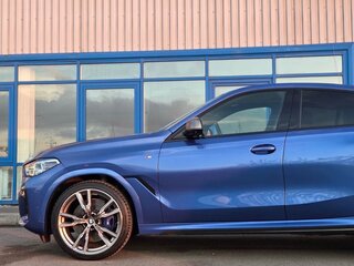 2020 BMW X6 M50d III (G06), синий, 9500000 рублей, вид 2