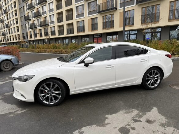 2018 Mazda 6 III (GJ) Рестайлинг, белый, 2300000 рублей - вид 16