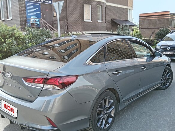 2018 Hyundai Sonata VII (LF) Рестайлинг, серый, 1750000 рублей - вид 4