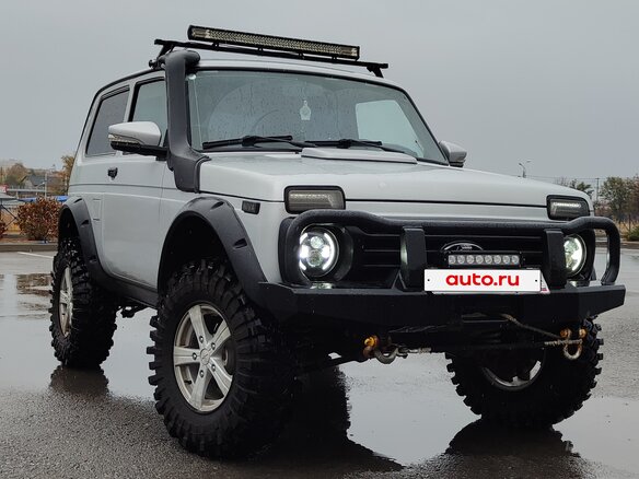 2019 Lada (ВАЗ) 2121 (4x4) I Рестайлинг (2020), серебристый, 980000 рублей - вид 5