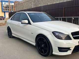 2011 Mercedes-Benz C-Класс 180 BlueEFFICIENCY III (W204) Рестайлинг, белый, 1480000 рублей, вид 2