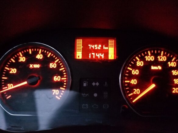 2013 Renault Logan I Рестайлинг, белый, 320000 рублей - вид 11