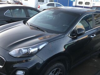 2020 Kia Sportage IV Рестайлинг, чёрный, 1890000 рублей, вид 4