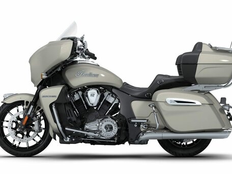 2026 Indian Roadmaster, серебристый, 4140000 рублей, вид 3