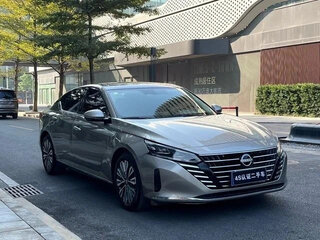 2022 Nissan Altima VI (L34) Рестайлинг, серый, 1550000 рублей, вид 3