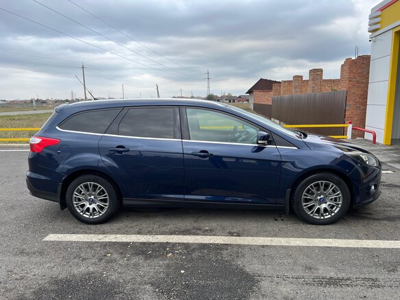 2012 Ford Focus III, синий, 900000 рублей - вид 2