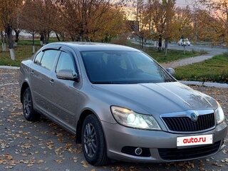 2011 Skoda Octavia II (A5) Рестайлинг, серый, 670000 рублей, вид 2