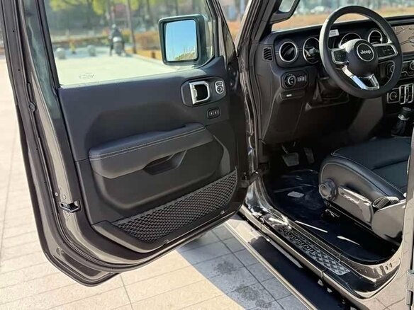 2026 Jeep Gladiator II (JT) Рестайлинг, чёрный, 6980000 рублей - вид 11
