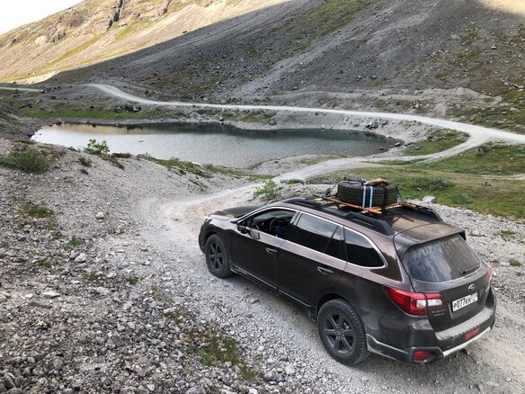 2017 Subaru Outback V, коричневый, 2300000 рублей - вид 5