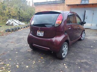 2010 Mitsubishi i, красный, 580000 рублей, вид 5