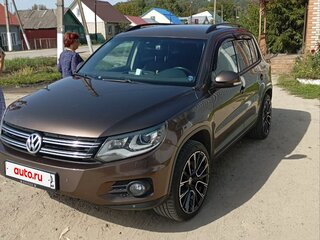 2014 Volkswagen Tiguan I Рестайлинг, коричневый, 1700000 рублей, вид 1