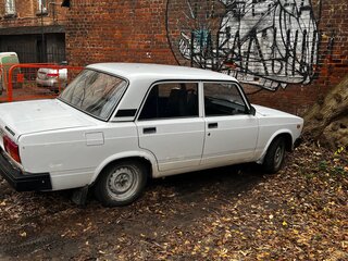 2008 Lada (ВАЗ) 2105, белый, 150000 рублей, вид 3