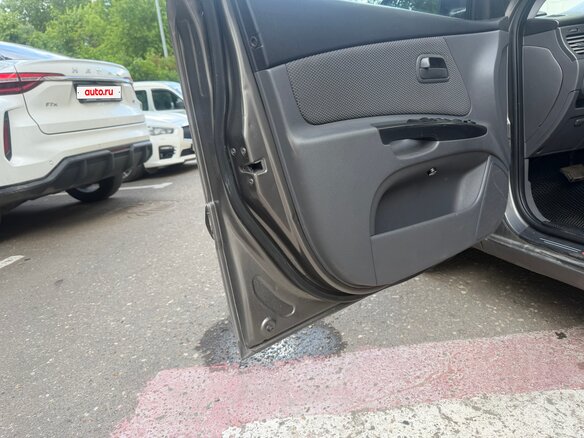 2011 Kia Rio II Рестайлинг, серебристый, 430000 рублей - вид 19