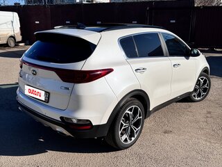 2018 Kia Sportage IV Рестайлинг, белый, 2450000 рублей, вид 5