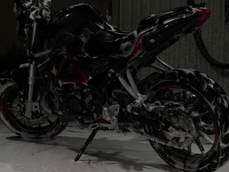2017 Benelli TNT 302S, чёрный, 225000 рублей, вид 1