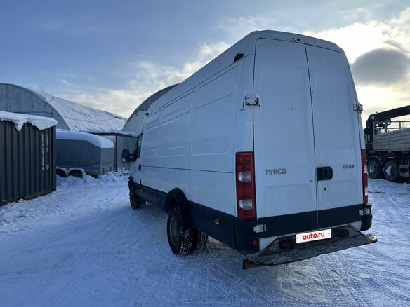 2012 Iveco Daily, белый, 2100000 рублей - вид 4