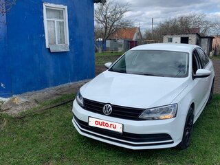 2017 Volkswagen Jetta VI Рестайлинг, белый, 1450000 рублей, вид 3