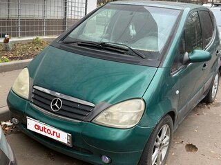 2000 Mercedes-Benz A-Класс 160 I (W168), зелёный, 330000 рублей, вид 1