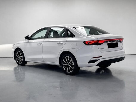 2025 Geely Emgrand II, белый, 1300000 рублей, вид 5