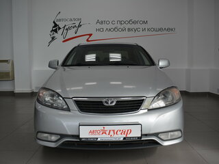 2014 Daewoo Gentra II, серебристый, 599000 рублей, вид 2
