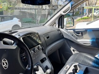2008 Hyundai Grand Starex I, серый, 1200000 рублей, вид 3