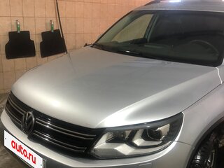 2012 Volkswagen Tiguan I Рестайлинг, серебристый, 1499999 рублей, вид 3