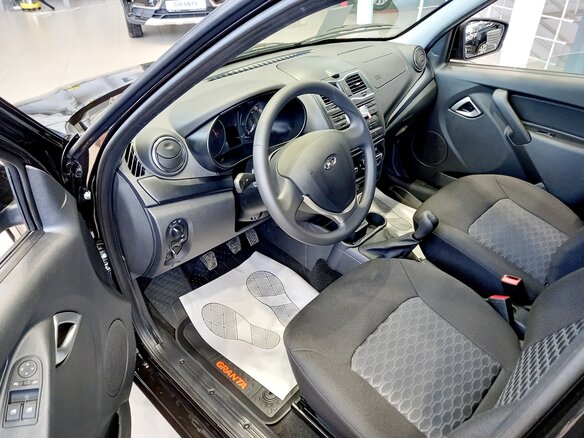 2025 Lada (ВАЗ) Granta I Рестайлинг, чёрный, 1129500 рублей - вид 3