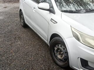 2012 Kia Rio III, серебристый, 500000 рублей, вид 2
