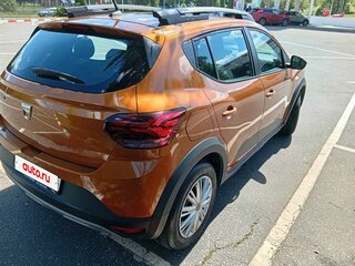 2022 Dacia Sandero Stepway III Рестайлинг, коричневый, 1550000 рублей, вид 5