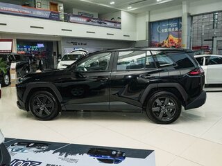 2026 Toyota RAV4 VI (XA60), чёрный, 4450000 рублей, вид 4