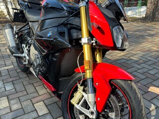 2018 BMW S 1000 R, красный, 1050000 рублей, вид 4