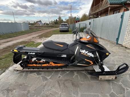 2012 BRP Ski-Doo Summit 600, оранжевый, 900000 рублей, вид 4