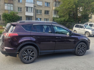 2017 Toyota RAV4 IV (XA40) Рестайлинг, фиолетовый, 2500000 рублей, вид 3