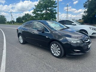 2013 Opel Astra J Рестайлинг, чёрный, 780000 рублей, вид 2